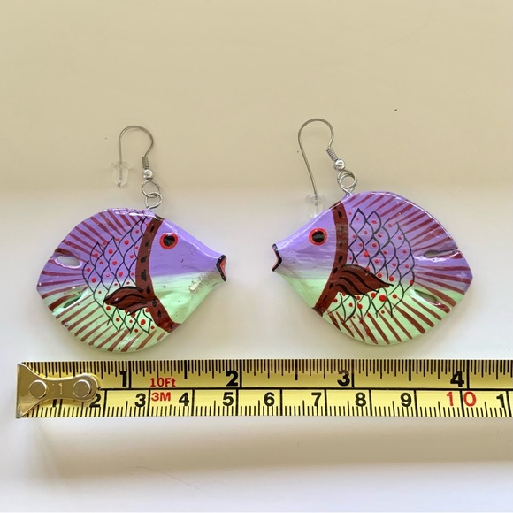 🛍️🛍️ Hand painted tropical fish earrings - Picture 3 of 4